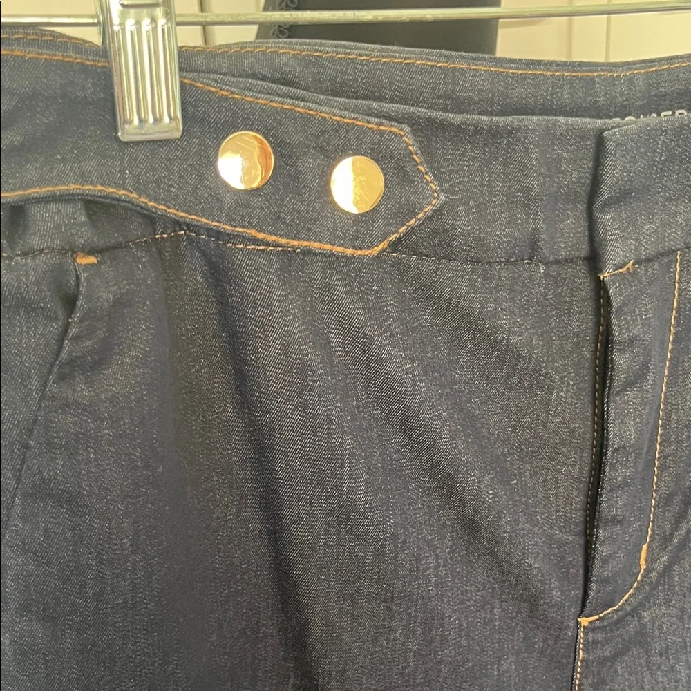 Chico's Platinum Dark Wash Trouser Jean Size 1.5 - Picture 3 of 7